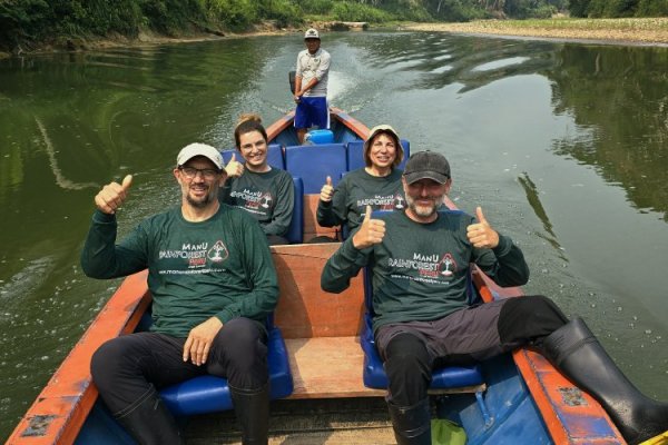 Wildlife and nature in Manu economy tour