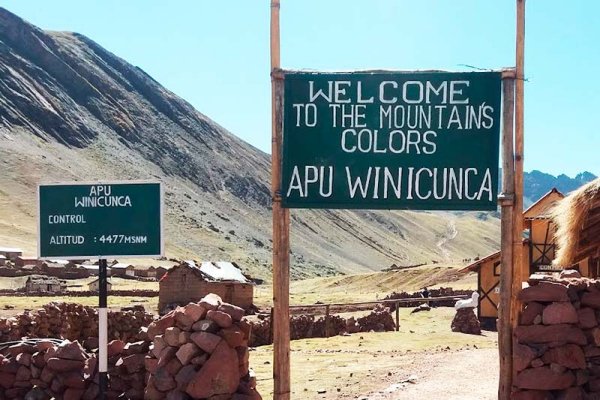 Rainbow Mountain tour in Peru